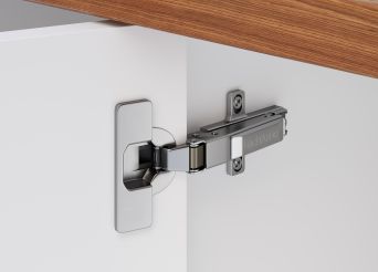 Soft close hinge